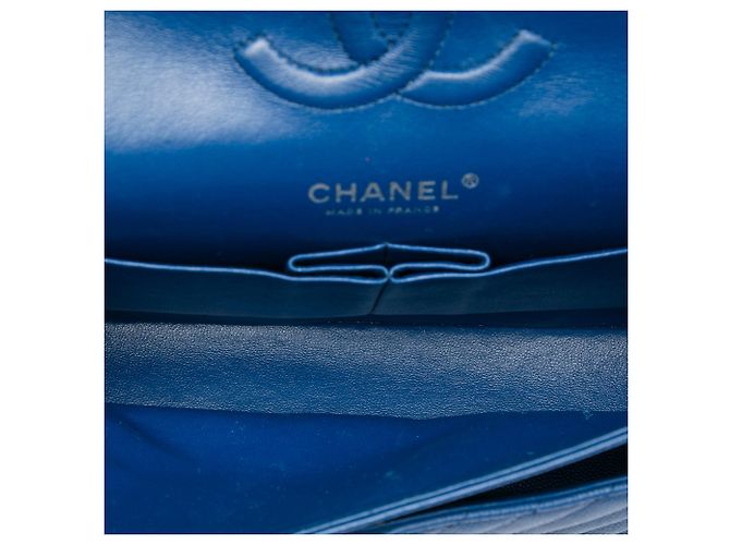 Chanel Blue Medium Classic Chevron Caviar Double Flap - vista 4