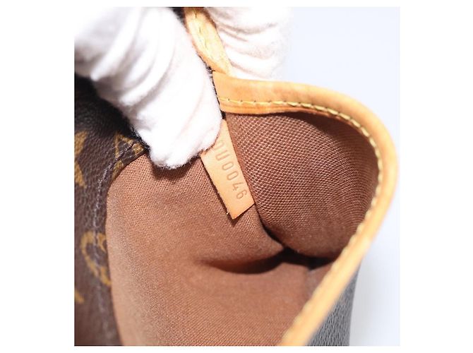 Louis Vuitton Popincourt Monogram Canvas Long - vue 7