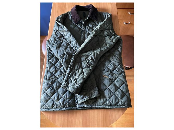 Barbour Liddesdale Steppjacke - Olivgrün - Ansicht 8