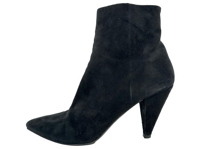 Stivaletti Prada a punta con tacco in camoscio nero - vista 6
