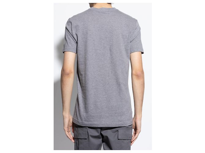T-shirt in cotone grigio con scollo a V Dolce & Gabbana - vista 2