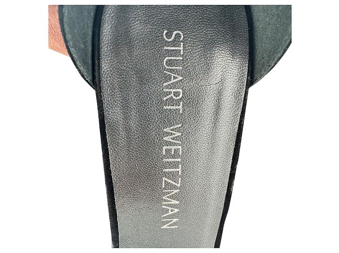 Stuart Weitzman Riemchen-Sandaletten mit Blockabsatz aus schwarzem Wildleder - Ansicht 12
