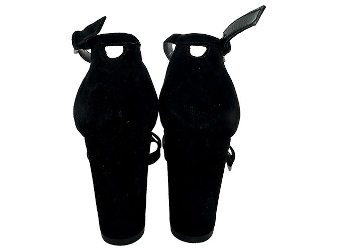 Stuart Weitzman Riemchen-Sandaletten mit Blockabsatz aus schwarzem Wildleder - Ansicht 5