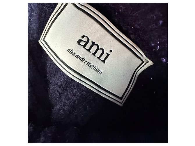Ami Rollkragenpullover aus Wolle in Marineblau - Ansicht 4