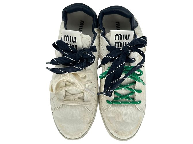 Sneakers basse Miu Miu Deco in pelle di vitello bianca - vista 4