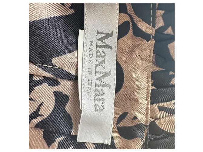 Vestido maxi de manga comprida estampado Max Mara em seda bege - vista 4