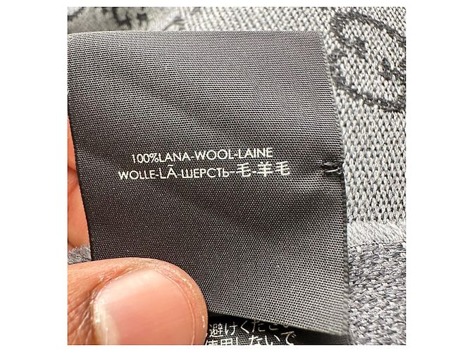 Sciarpa Gucci GG Jacquard con frange in lana grigia - vista 4