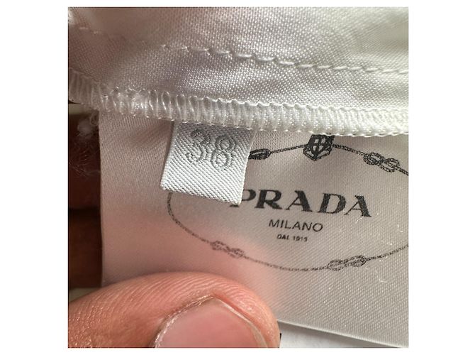 Vestido camisa corto Prada con botones en algodón blanco - vista 6