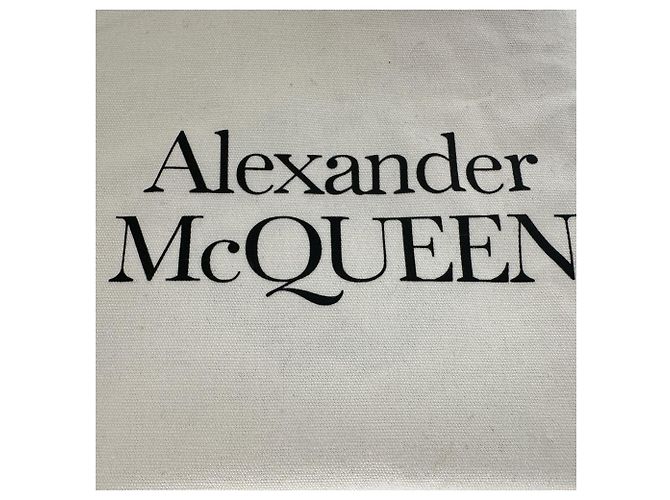 Mules Alexander McQueen Punk Buckle in pelle nera - vista 17