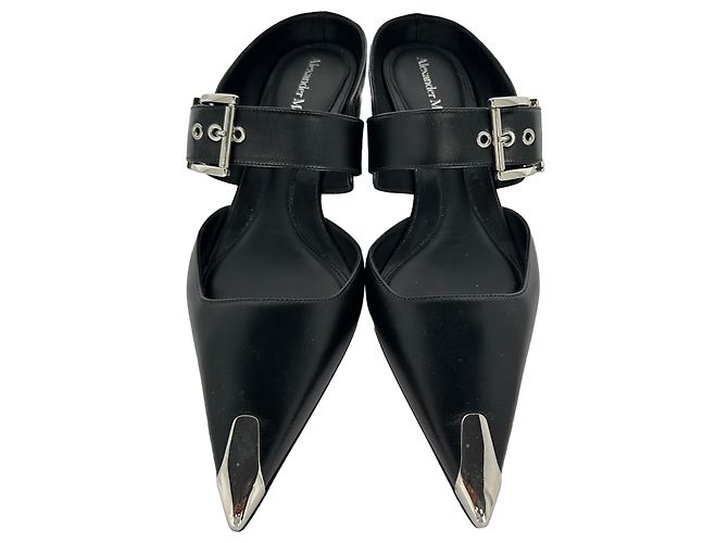 Mules Alexander McQueen Punk Buckle in pelle nera - vista 4