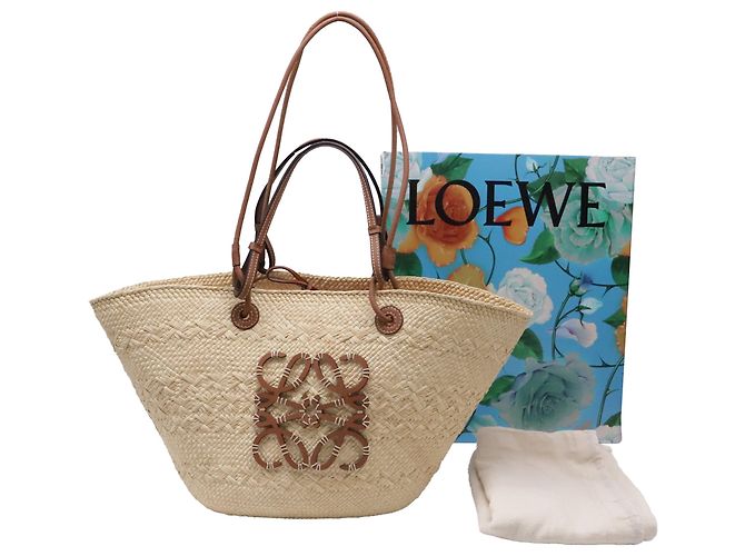 Borsa Tote Loewe Medium Anagram Basket in rafia beige - vista 5