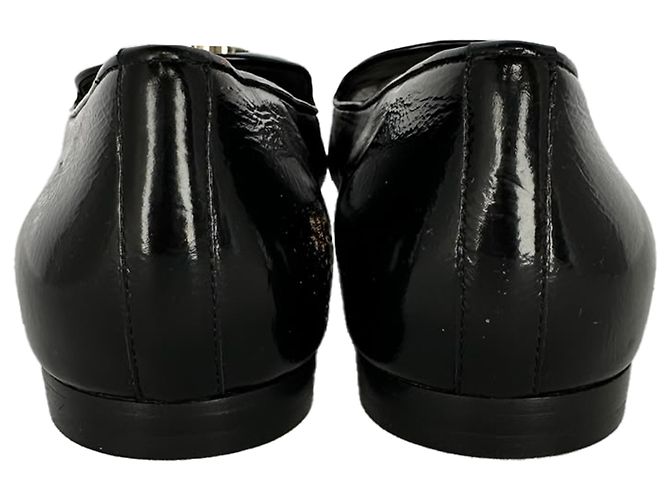 Chanel CC Loafer mit runder Kappe aus schwarzem Lackleder - Ansicht 7