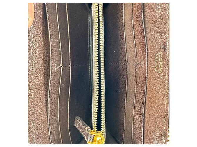 Portafoglio con zip logo Tom Ford in pelle marrone - vista 9