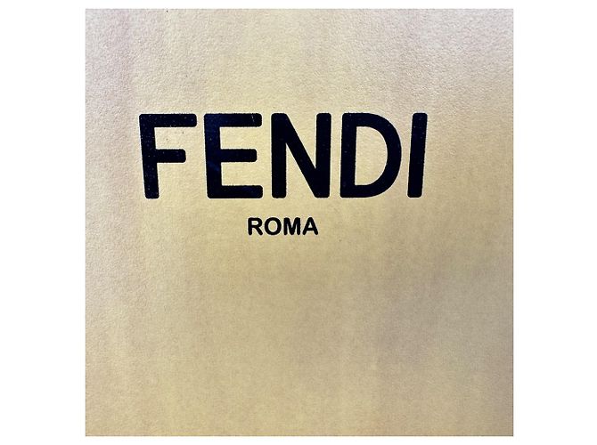 Fendi Peep-Toe T-Strap Pumps aus schwarzem Leder - Ansicht 2