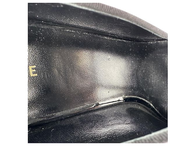 Céline Décolleté T-Strap Celine Triomphe in pelle verniciata nera - vista 11