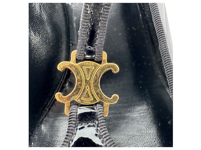 Céline Décolleté T-Strap Celine Triomphe in pelle verniciata nera - vista 8