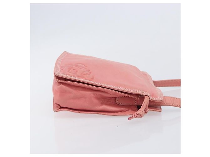 Loewe Schultertasche aus Leder - Ansicht 3