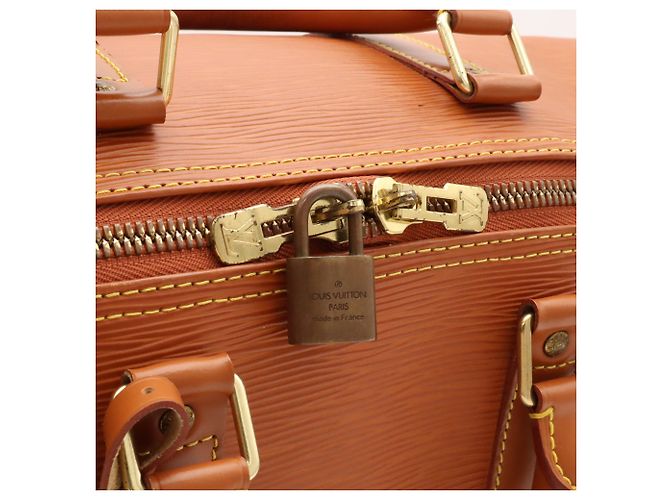 Bolsa Boston Louis Vuitton Epi Keepall 45 - vista 6