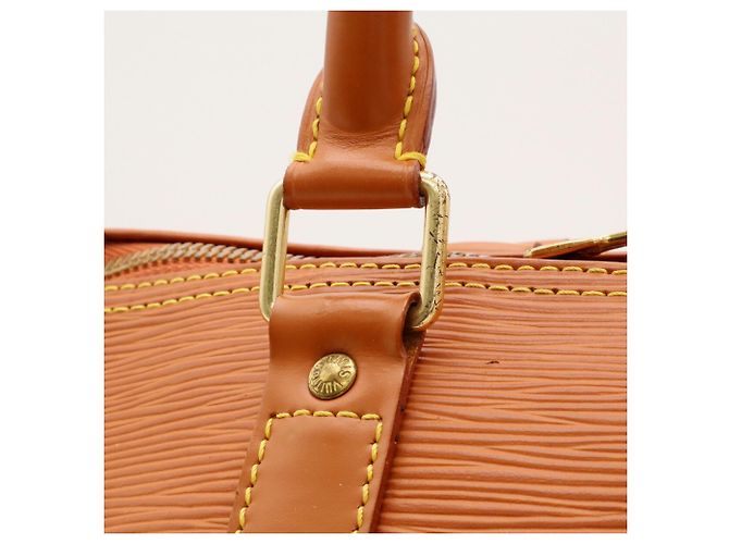 Bolsa Boston Louis Vuitton Epi Keepall 45 - vista 7