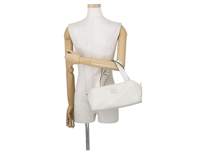 Miu Miu Bowling Lederhandtasche in White - Ansicht 4
