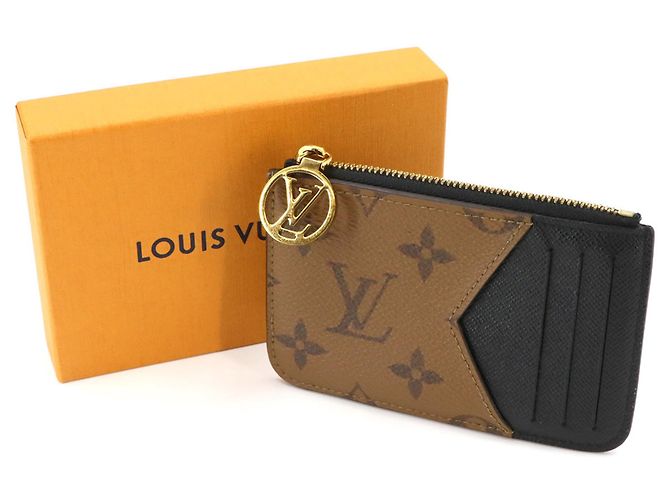 Louis Vuitton Monogram Reverse Card Holder - view 2