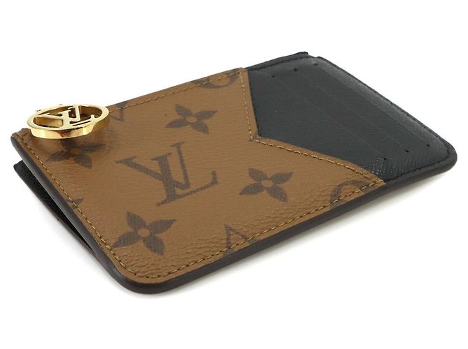 Louis Vuitton Monogram Reverse Card Holder - view 3