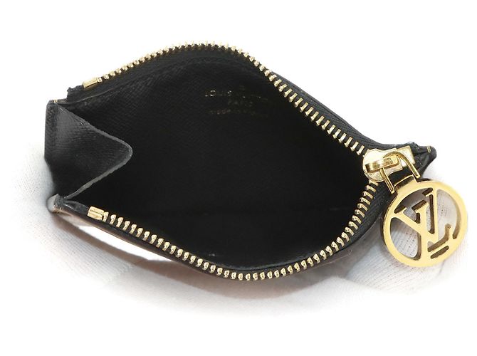 Louis Vuitton Monogram Reverse Card Holder - view 5