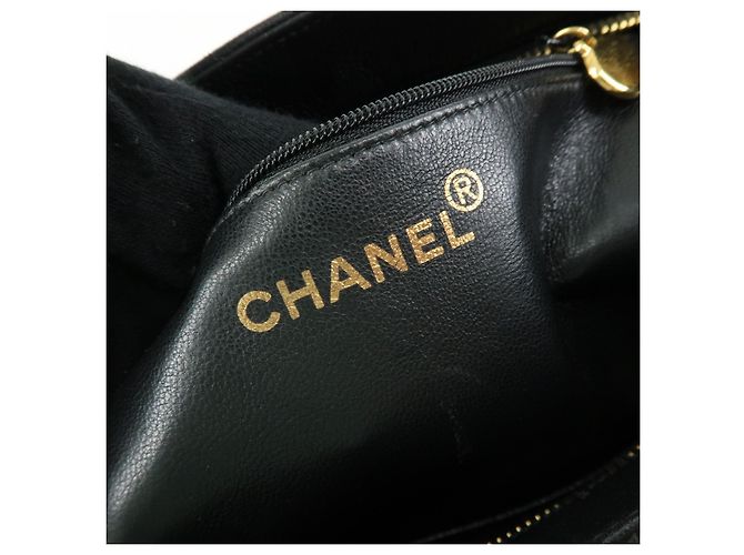 Chanel Medallion Quilted Caviar - vista 6