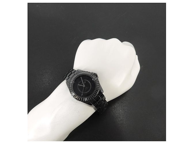 Chanel J12 Edition Noir 38mm Men's Watch - view 4