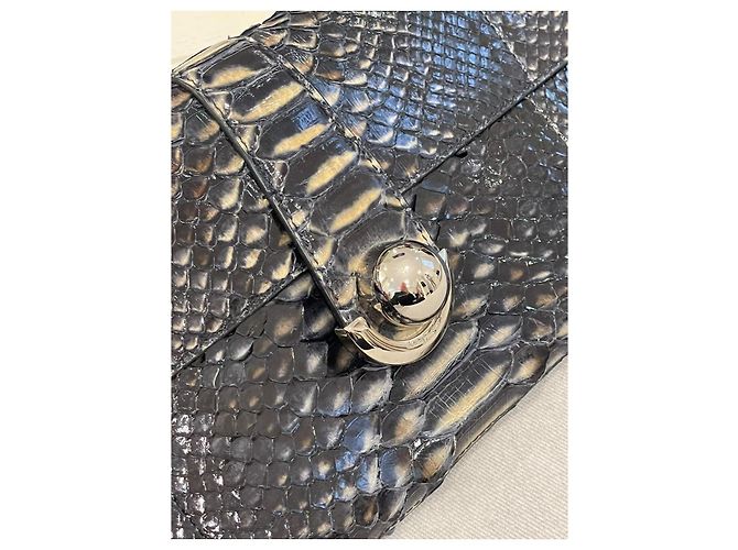 Salvatore Ferragamo Clutch in Pelle di Pitone - vista 8