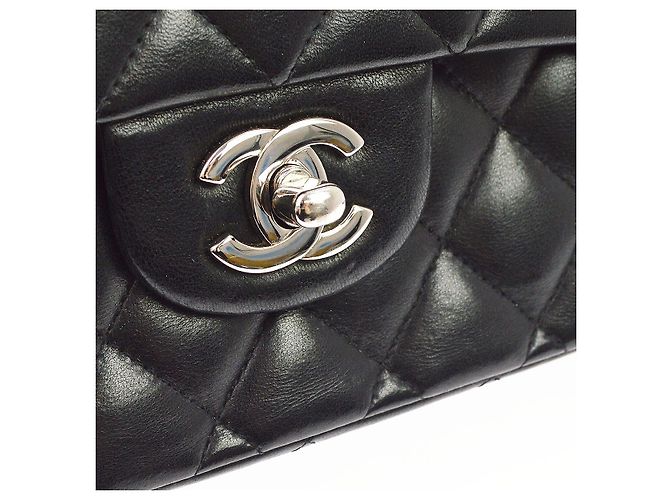 Chanel Classic Timeless Double Flap Quilted Lambskin Medium - vista 5