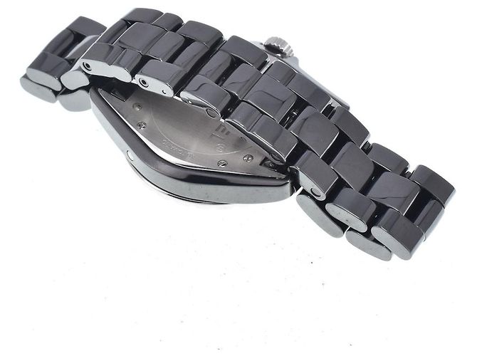Chanel J12 Moonphase Automatic Ceramic and Stainless Steel 38 - vista 6