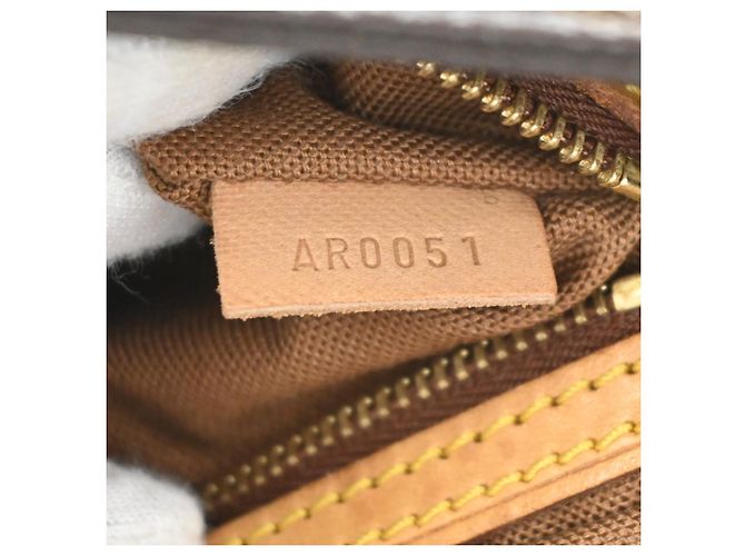 Louis Vuitton Trotteur Monogram Canvas - Ansicht 7