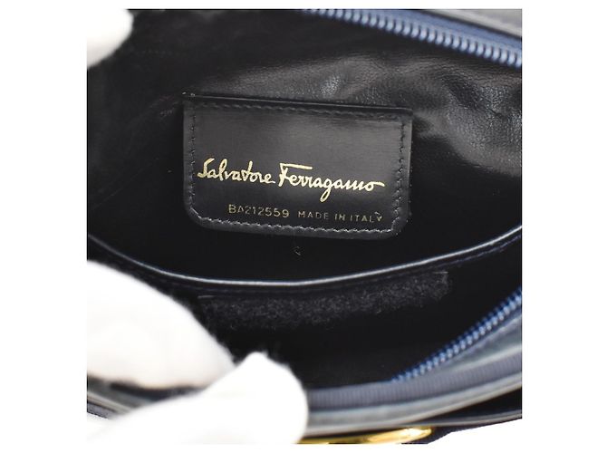 Salvatore Ferragamo Vara Bow Camera Leather - Ansicht 6