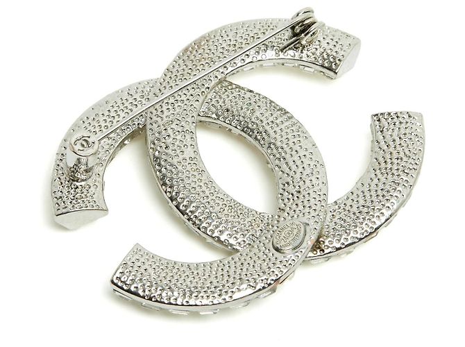 Chanel Spilla CC Maxi Cristalli Baguette Argento - vista 4