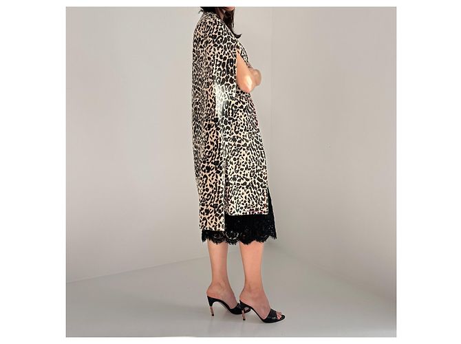 Autre Marque OTT Dubai Cape mit Leopardenprint - Ansicht 4