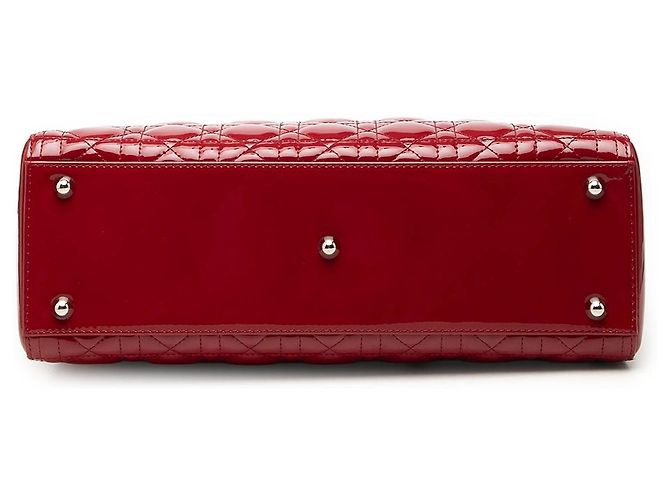 Borsa Lady Dior Large in pelle verniciata Cannage rossa - vista 3