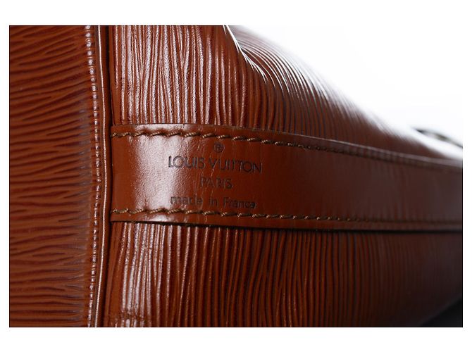Louis Vuitton, borsa Noe in pelle epi marrone - vista 4