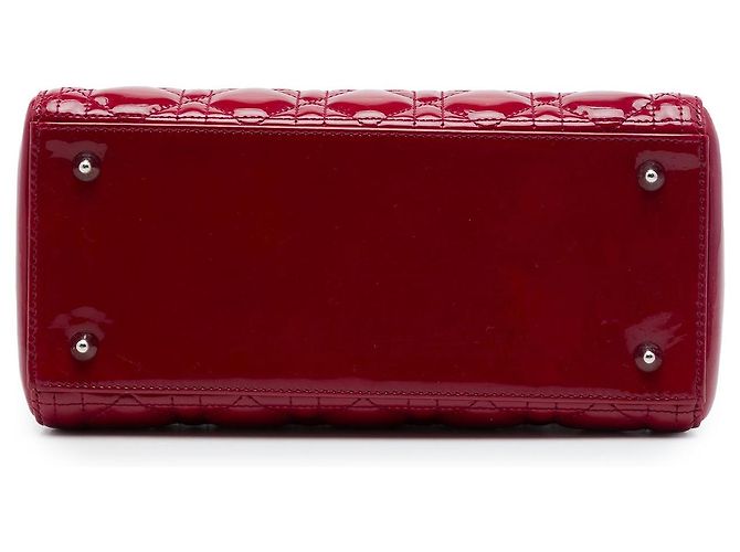 Borsa Lady Dior Medium in pelle vernice Cannage rossa Dior - vista 3