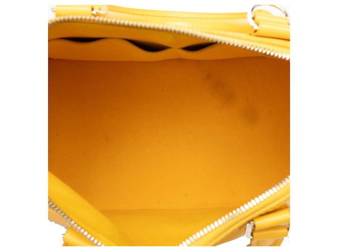 Borsa a mano Louis Vuitton Epi Alma PM Gialla - vista 4