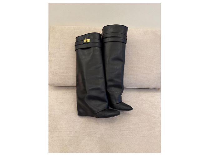 Givenchy Shark Botas em Couro Preto - vista 2