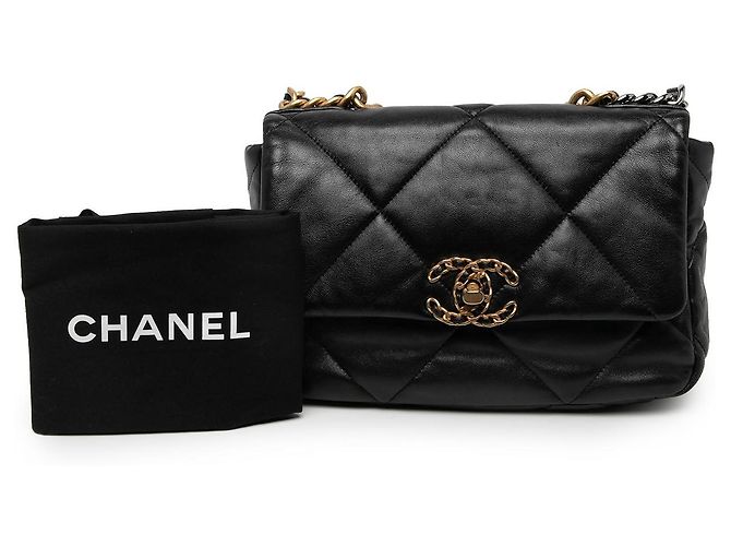 Borsa a patta Chanel 19 Medium in pelle di agnello nera - vista 10