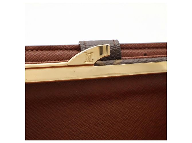 Louis Vuitton Monogram Bi-fold Wallet - view 5