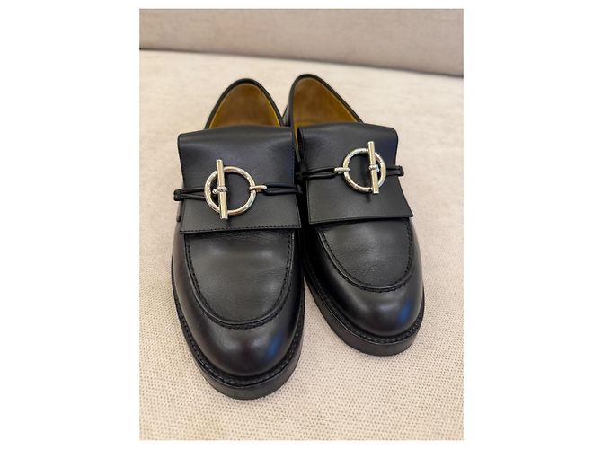 Hermès mocassini in pelle nera con fibbia argentata - vista 3