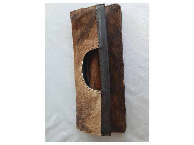 Autre Marque Clutch Hyde in pelle e pelliccia marrone - vista 4