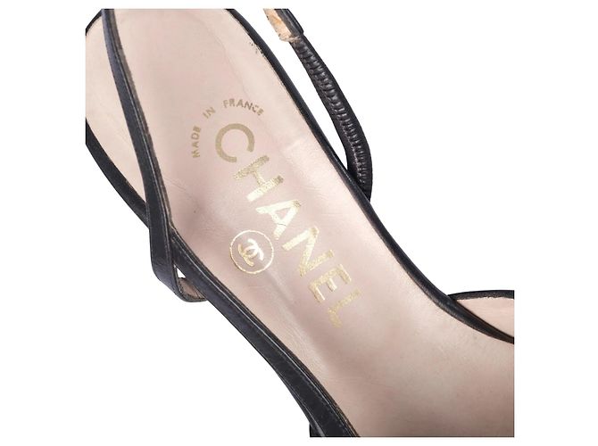 Décolleté Slingback Chanel Vintage in pelle nera e raso con punta a contrasto - vista 4