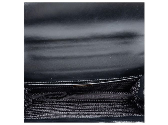 Borsa a tracolla Prada Saffiano Lux con catena nera - vista 4