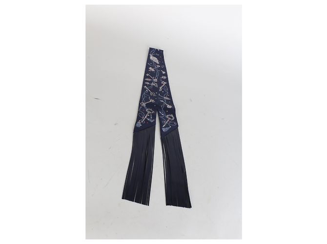 Hermès Bleu Marine Gris Argent Marine Les Cles A Pois Silk Fringe Twilly - vista 5