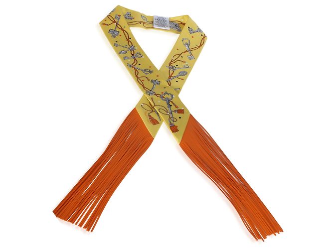 Hermès Jaune Argent Orange Vif Silk Les Cles A Pois Silk Fringe Twilly - vista 4