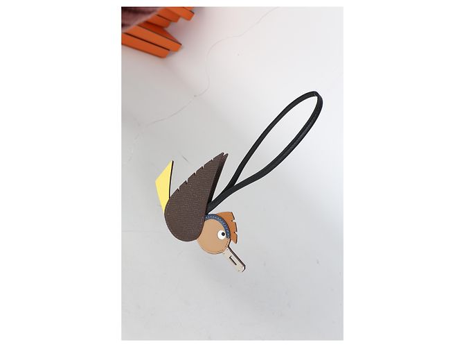 Hermès Chocolat Lime Deep Bleu Gold Noir Epsom Mysore Swift Milo Birdy Charm - vista 6